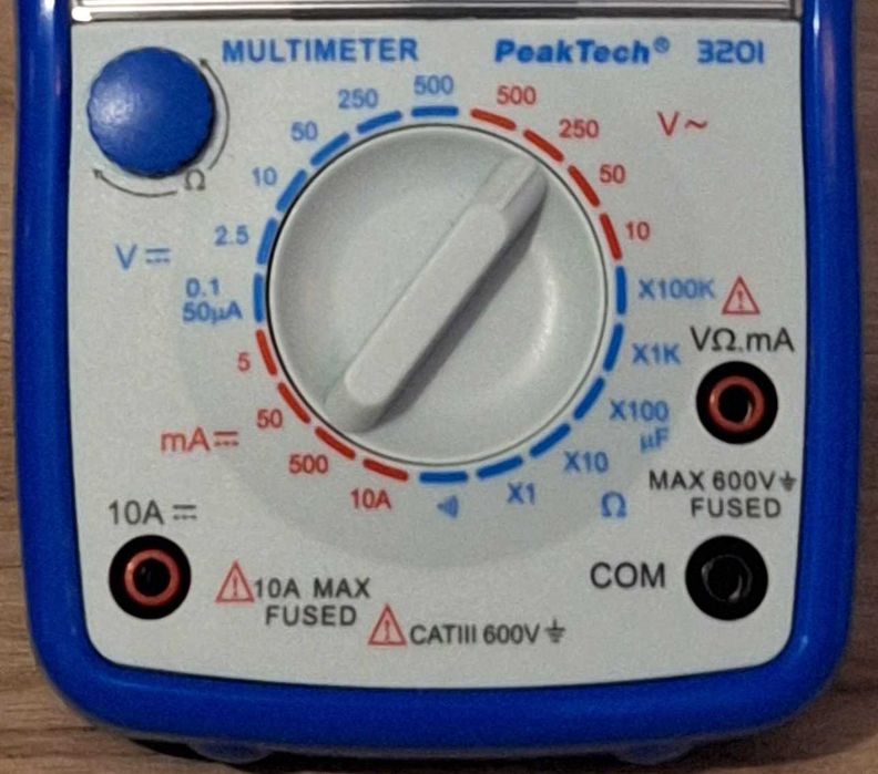 Multimetru analogic PeakTech 3201