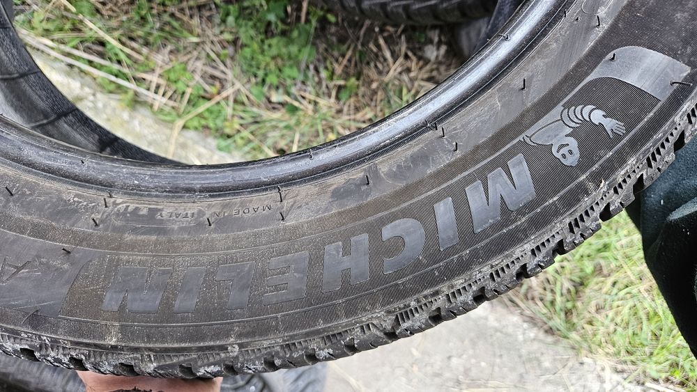 2бр гуми 215 55 17 дот 24 мишелин michelin