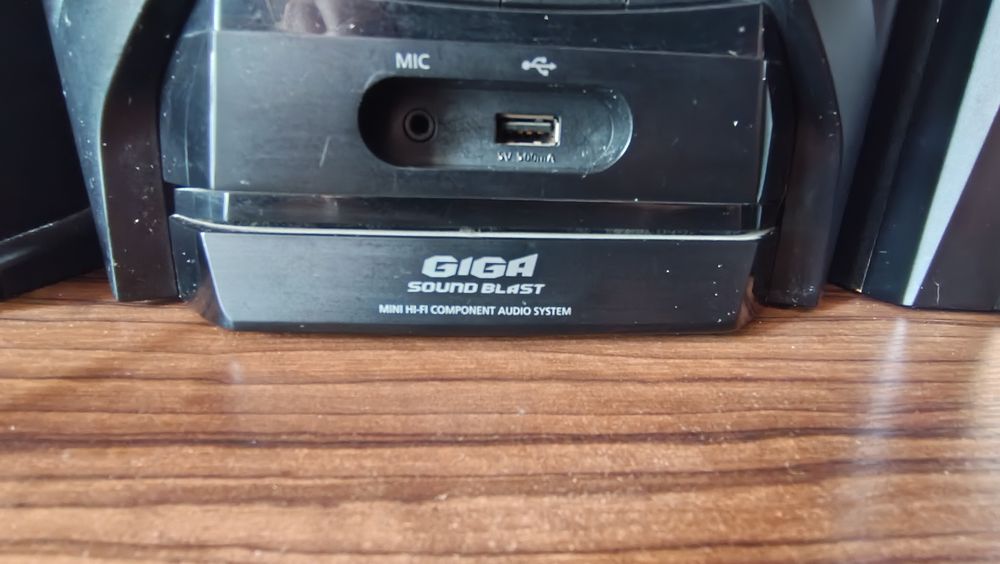 Музыкальный центр Samsung