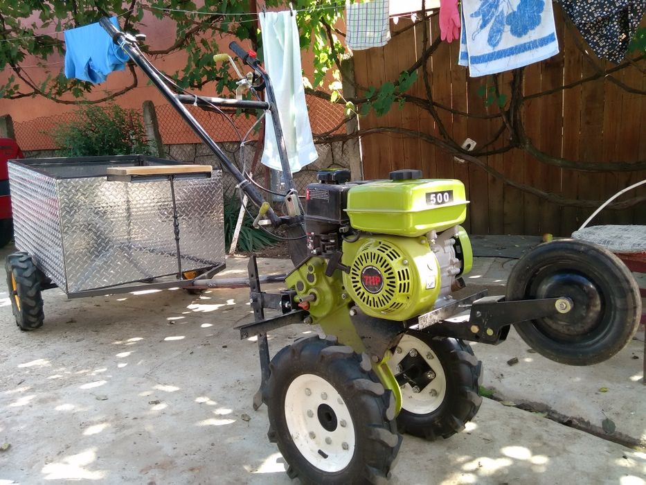 Vând motocultor BSR