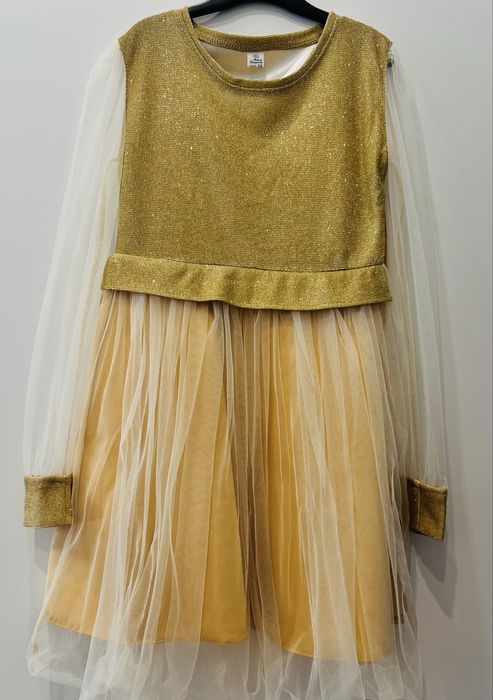 Золотистое платье