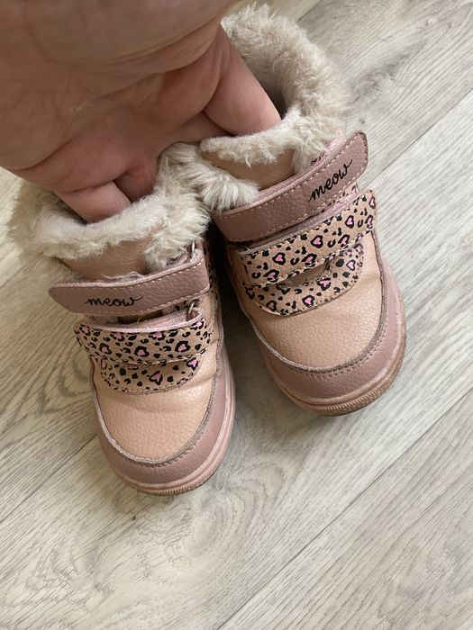 Обувь на девочку