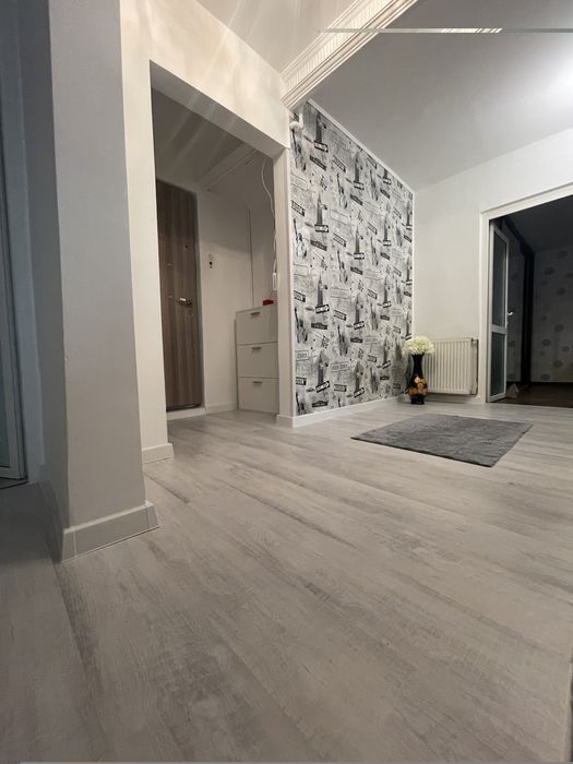 Regim hotelier Inchiriez apartament 3 camere langa Arges Mall