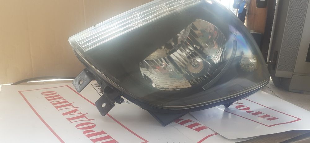 Десен фар за KIA спортаж 2005 2008