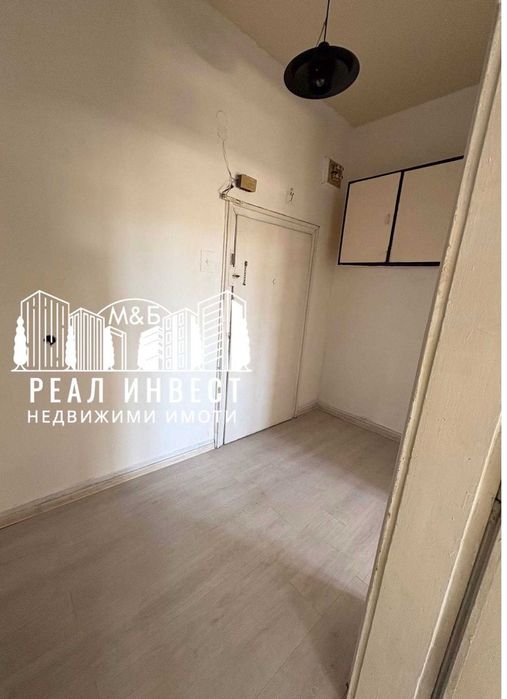 Продава се Двустаен апартамент в Димитровград - 52 кв.м за 706 €/кв.м - Снимка #1