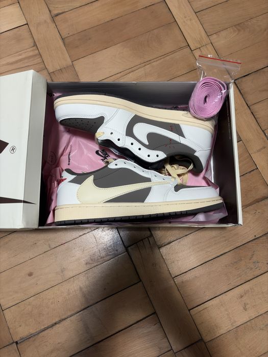 Nike Air Jordan 1 Retro Low OG x Travis Scott "Reverse Mocha" - 43