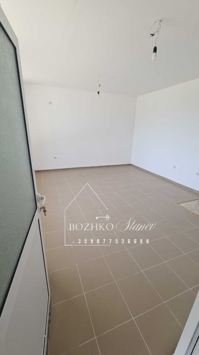 Продава се Двустаен апартамент в Долни чифлик - 60 кв.м за 800 €/кв.м - Снимка #2