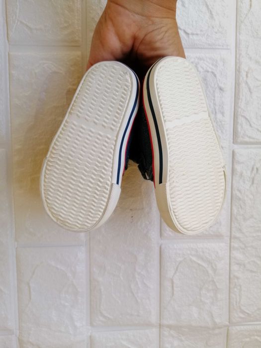 Бебешки/детски обувки.