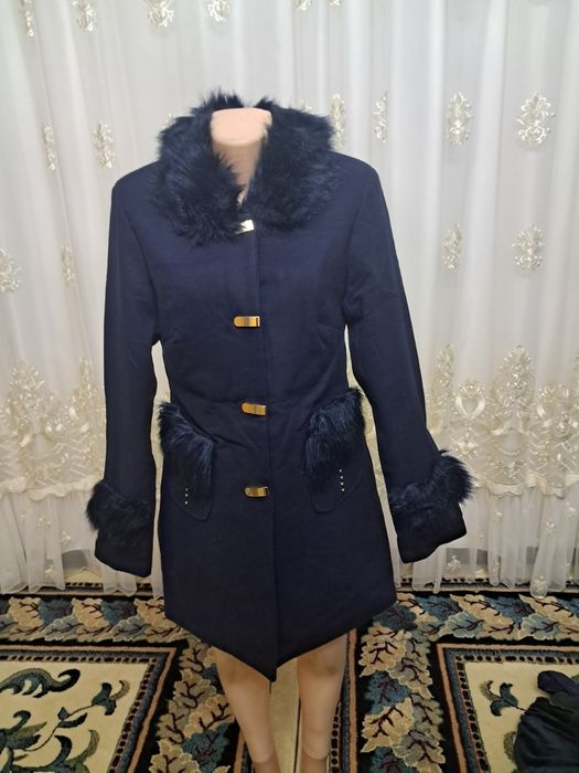 Палтунлар сотилади янги кийилмаган