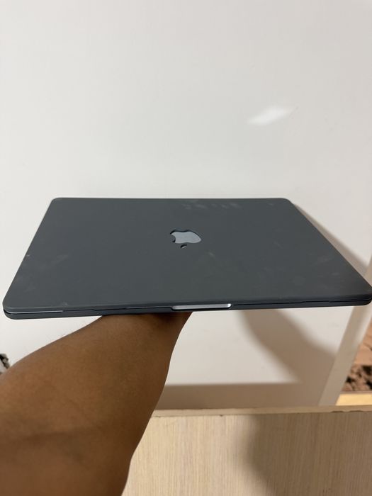 Macbook air 15 2025 M4 16/256