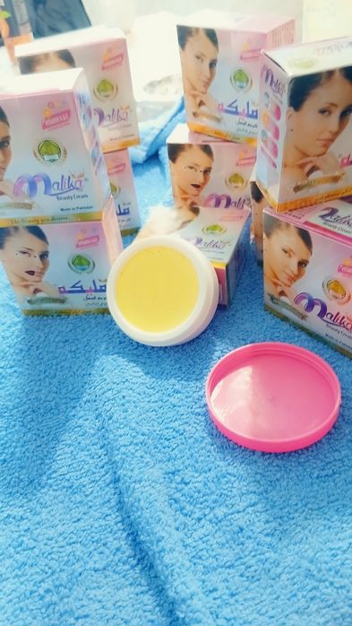 Козметика от глава до пети