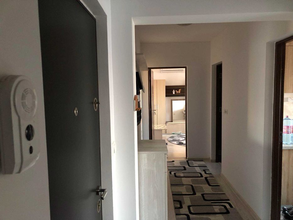 Inchiriez apartament cu 2 camere