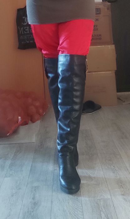 Продам сапоги черные