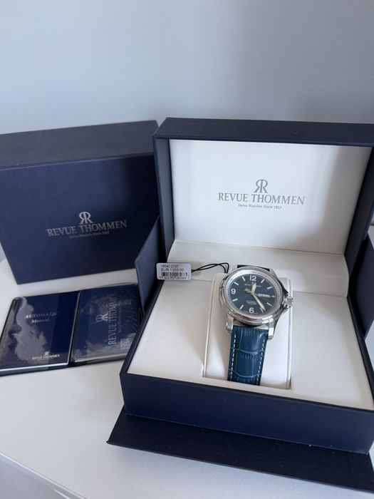 Ceas Revue Thommen Airspeed automatic Day-Date, Swiss Made nou