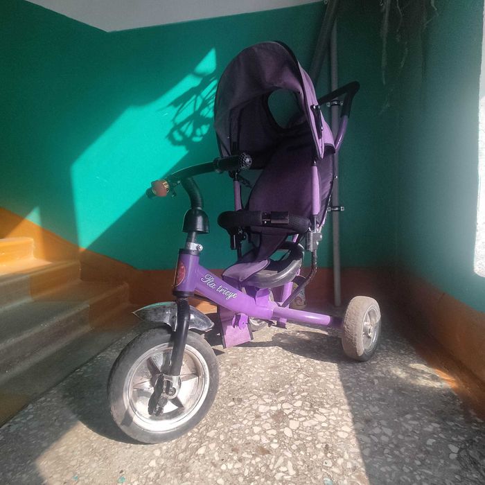 Детский трёхколёсный велосипед