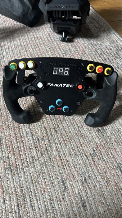 Fanatec 5nm DD Wheel base / F1 esports / Load Cell