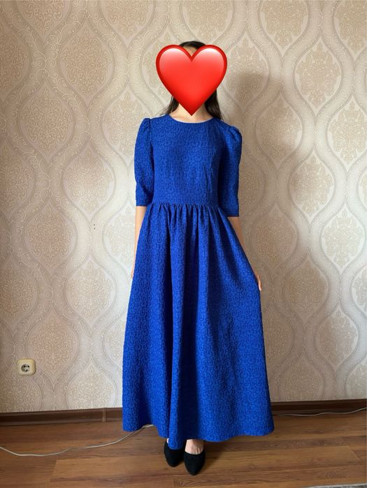 Красивое, вечернее платье.