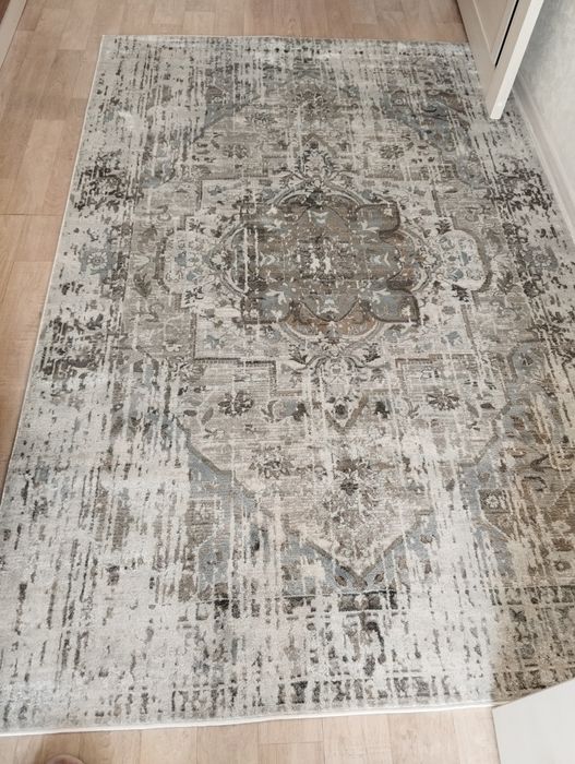 Продам ковер хамелеон