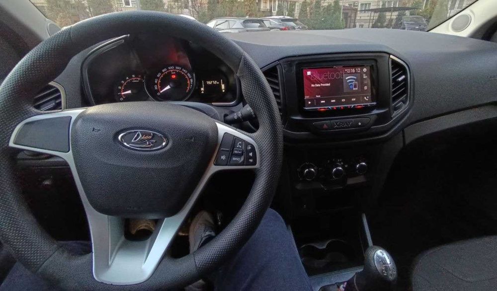 Продается LADA XRAY 1 позиция