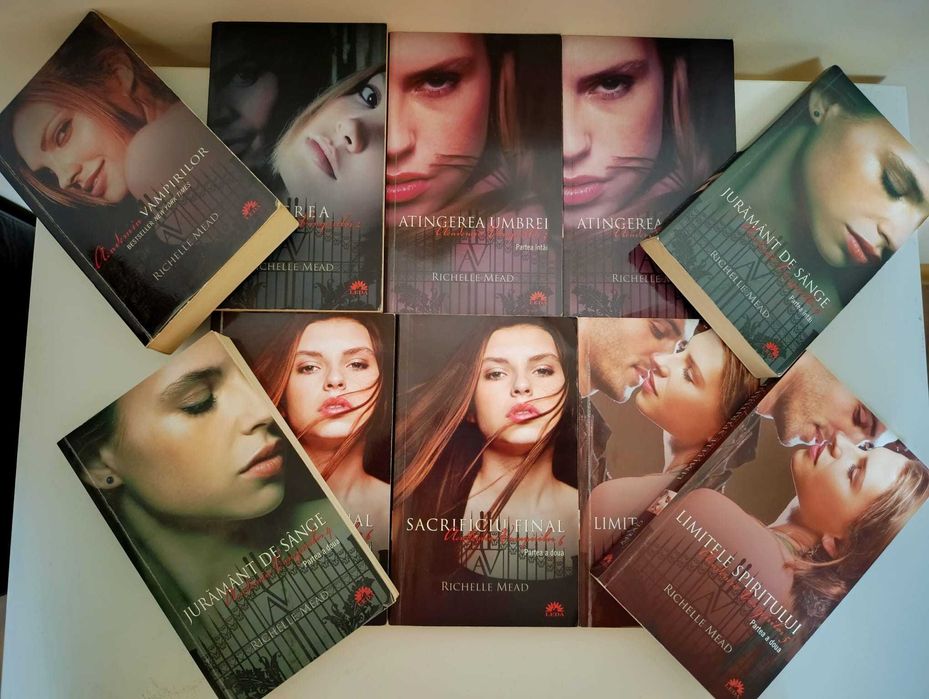 Vand 20 de romane-colectia Urban Fantasy
