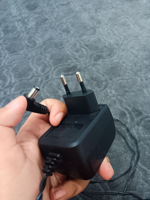 Vând boxă hisense mai multe detalii în privat și nu trimit