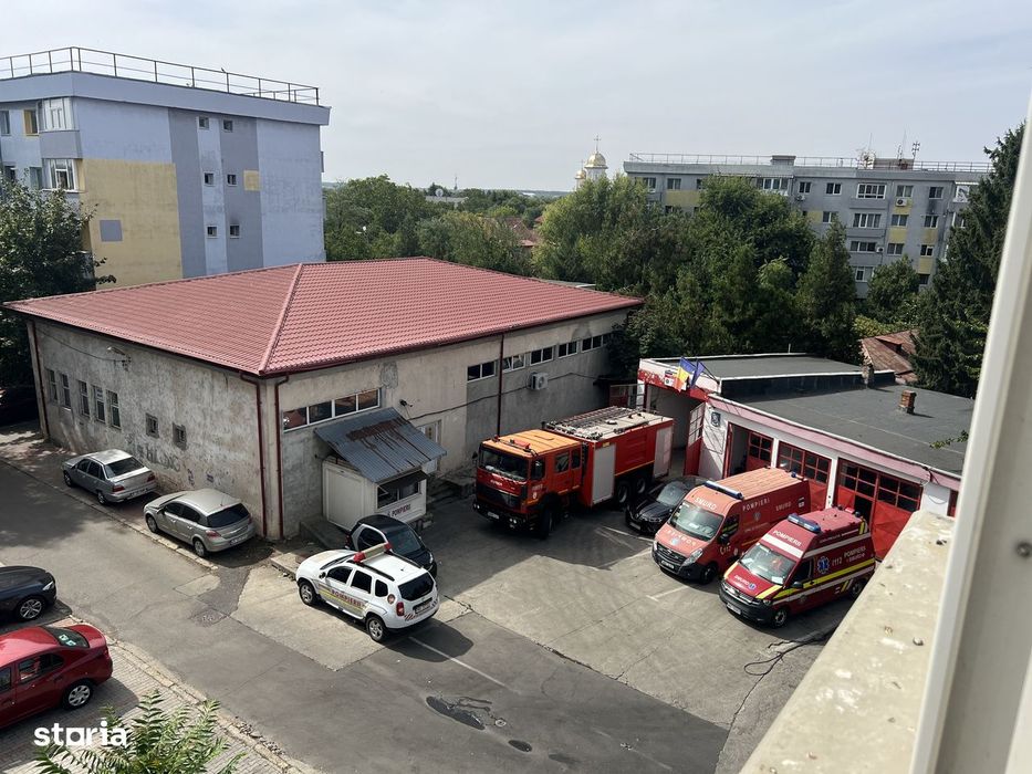 Ap 2 camere, decomandat, Centru, 2 balcoane