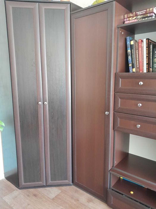 Шкаф угловой и горка