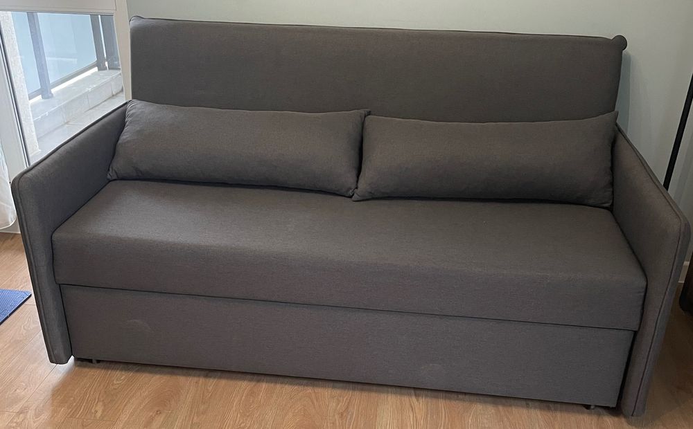 Разтегателен диван