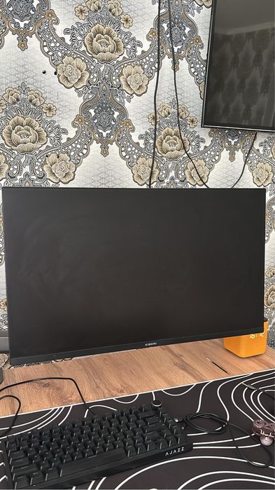 Монитор игровой 200грц