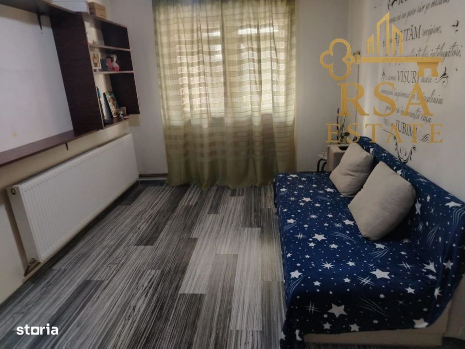 Apartament de vanzare 3 camere decomandat Et 4 Zona Hermes Rm Valcea