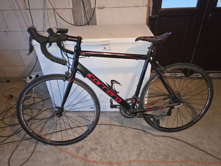 Bicicleta cursiera Carrera Virtuoso