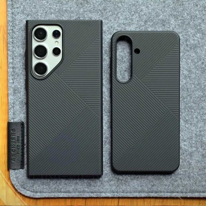 Chexol  S25 ultra uchun