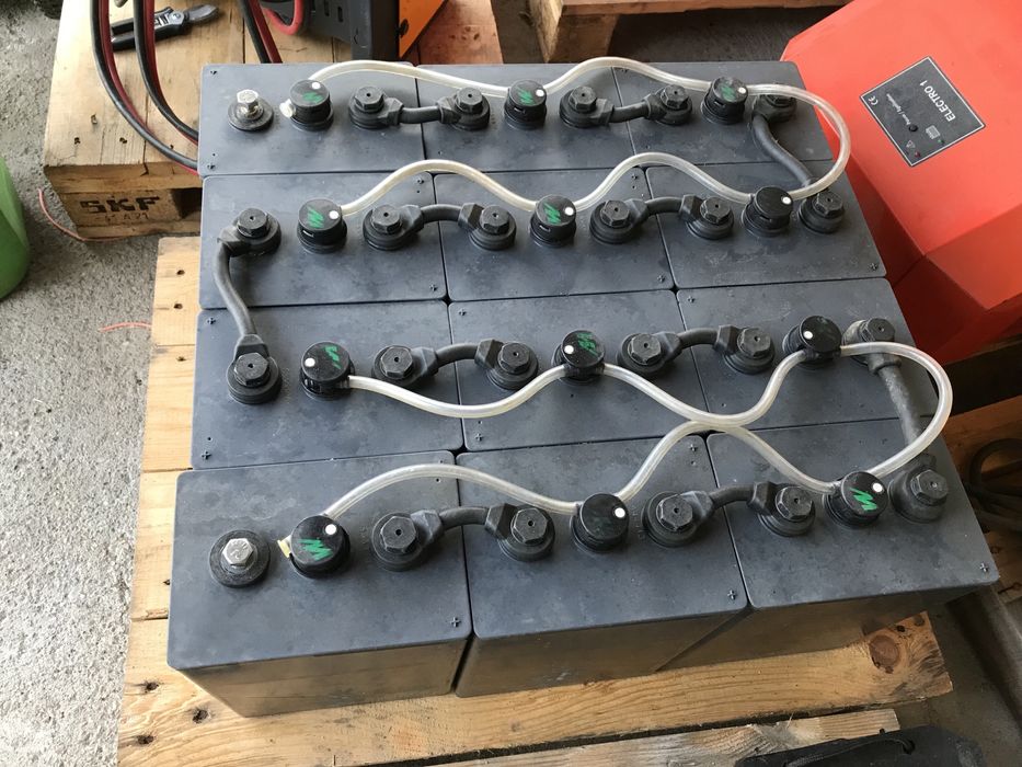 Baterii tractiune 450 Ah