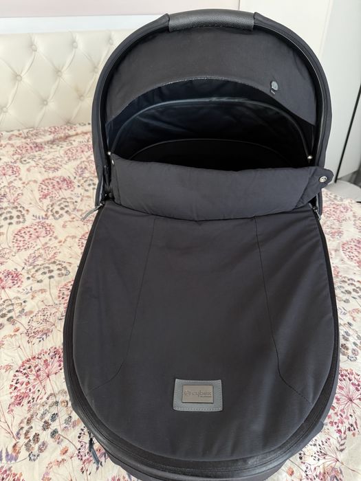 Кош за новородено Cybex Priam 4 / e-Priam Lux
