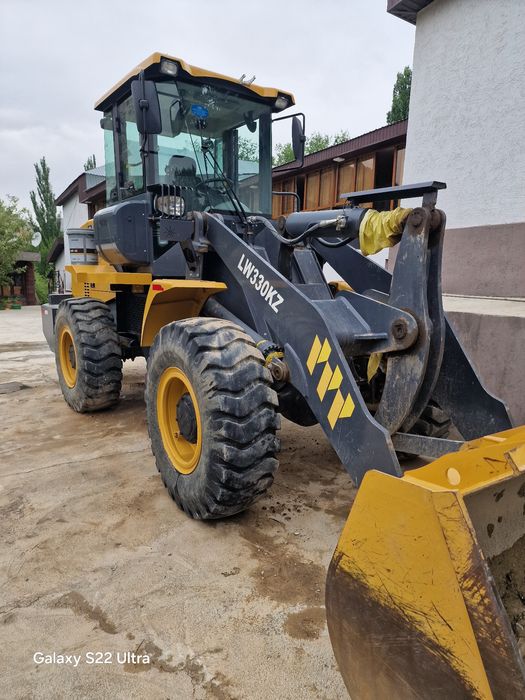 XCMG  330 kz pogruzchik