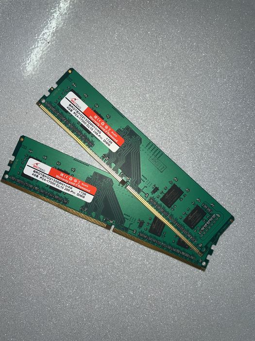 Оперативная память DDR4 4gbX2