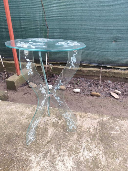 Masa sticla anii 1990