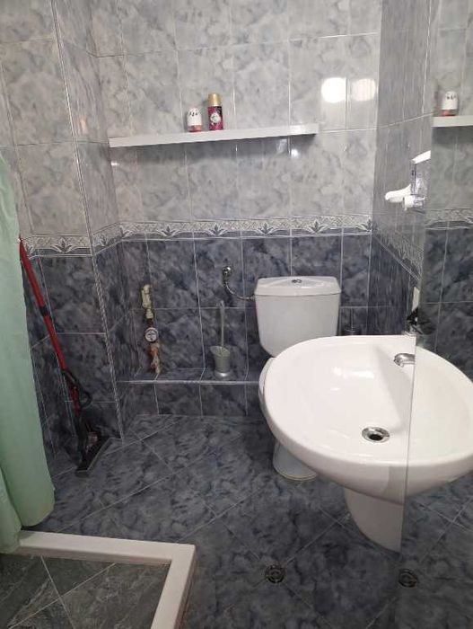 Дава се под наем Четиристаен апартамент в Варна, Център - 150 кв.м за 1200 € - Снимка #10