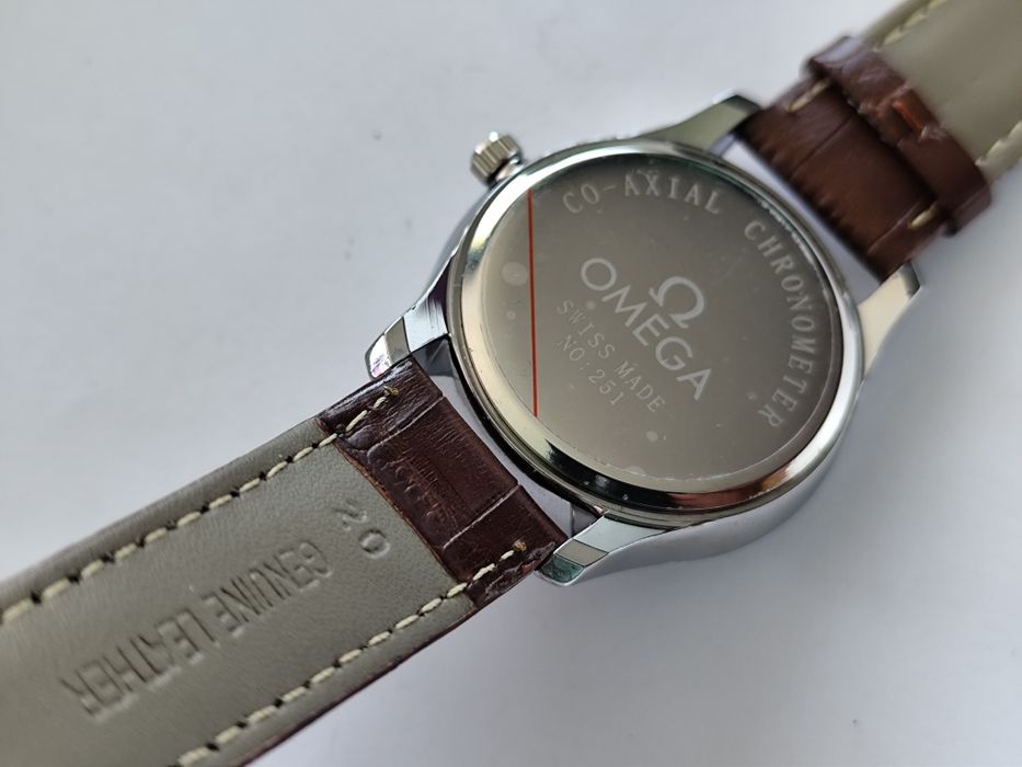 ceas OMEEGA barbatesc