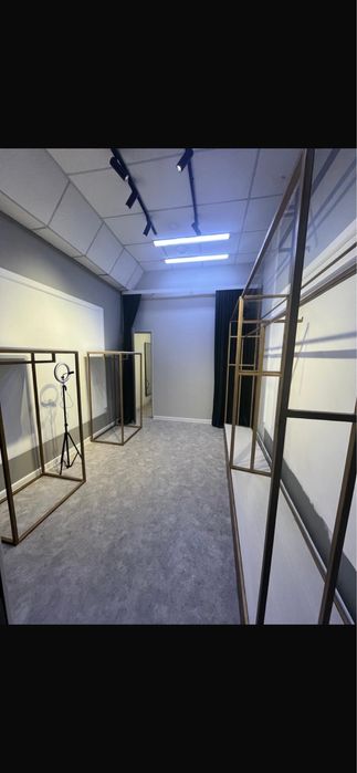 Продам бутик ТЦ 2этаж бутик42