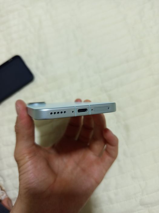 VIVO X200 FE Global versiya