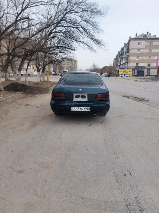 Тойота Авалон 3.0 газбензин