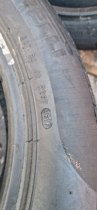 2 Anvelope Pirelli 215 55 R17 de vara . Dot 2017
