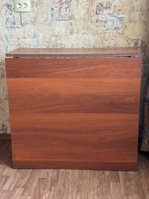 Продам стол-тумбу