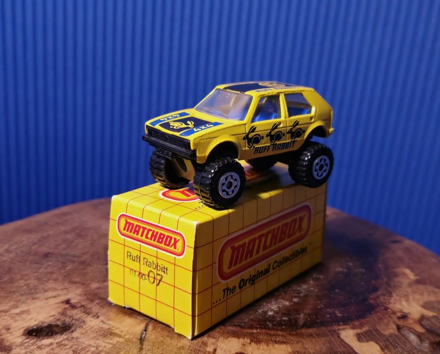 Matchbox Ruff rabbit Dragon Racing Team Cosmic Blues