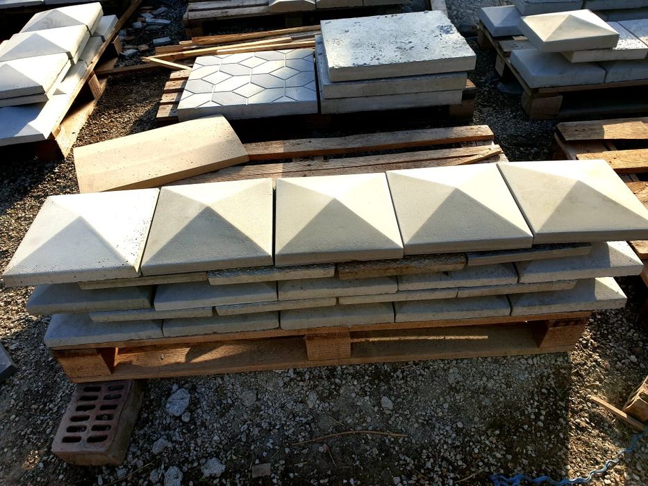 Capace de gard palarii coame