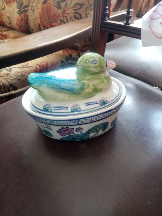 Artizanale și obiecte decorative/ vesela