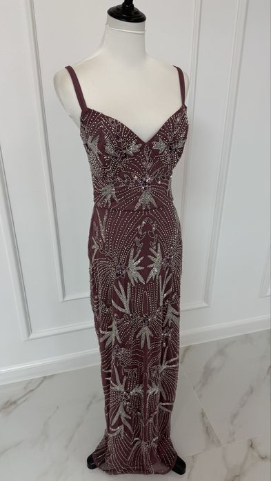 Rochie lunga bijuterie