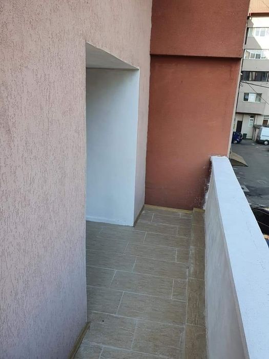 Închiriez apartament 3 camere ULTRACENTRAL cu vedere bilateral,loc parcare