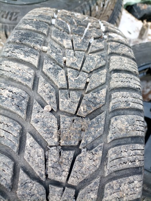 Cauciucuri cu tot cu jante 215 65 r17